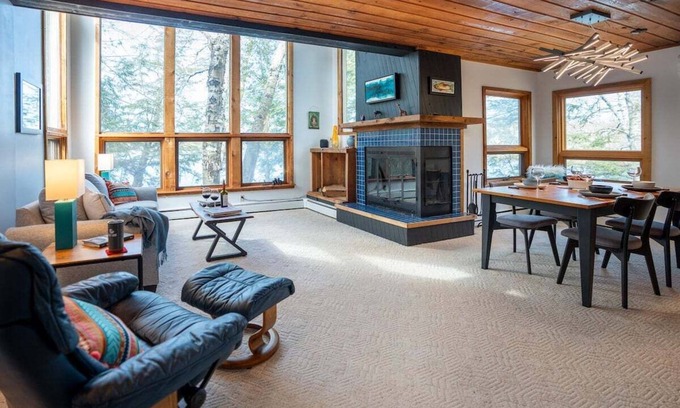 Cable Cabin | Cozy Loon Cabin in Namakagon on Little Bass Lake