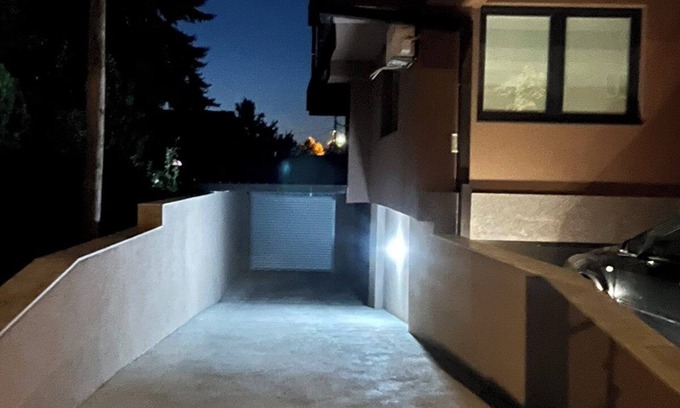 Kisela Voda House | Cozy lux and modern apartment with 1 bedroom, full kitchen, WiFi, AC in Skopje.