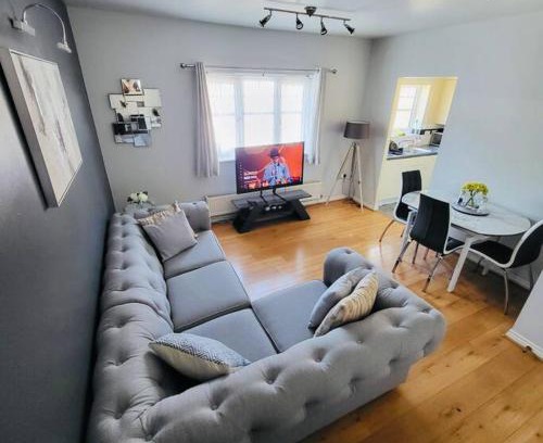 Burnt Oak Apartment | Cozy Luxurious Apartment