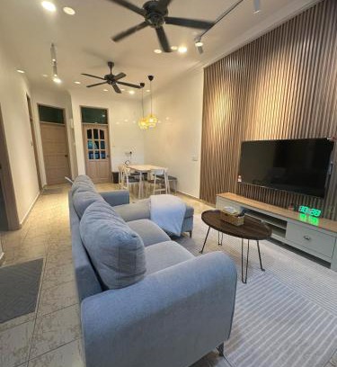 Labuan House | Cozy Muji Concept Home