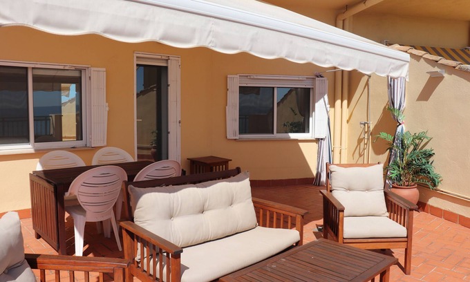 Port Saplaya Apartment | Cozy penthouse apartment on the beachfront in Port Saplaya - Alboraya