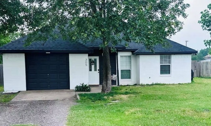 Palmer House | Cozy quiet home