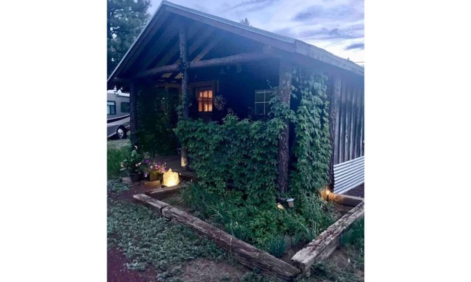 Parks Cabin | Cozy Rustic Ranch Cabin close to Williams in Parks