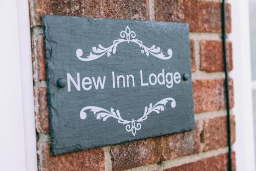 East Dereham Apartment | Cozy Scarning Apartment for Three