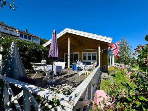 Hurum House | Cozy sea cabin with a great view