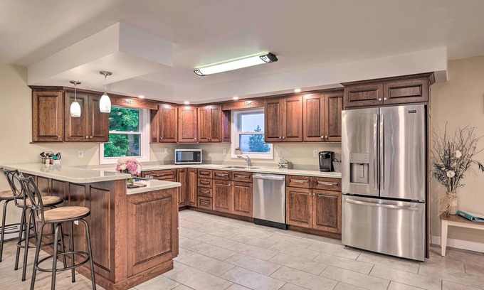 Seneca Falls House | Cozy Seneca Falls Home Close to Cayuga Wine Trail!