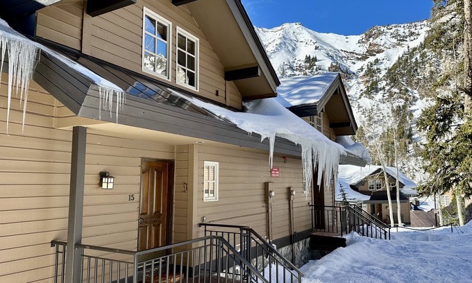 Salt Lake Mountain Resorts House | Cozy Ski-in Ski-out Snowbird Townhouse