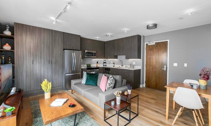 South of Market Apartment | Cozy South Park Studio, near Caltrain & South Park by Blueground