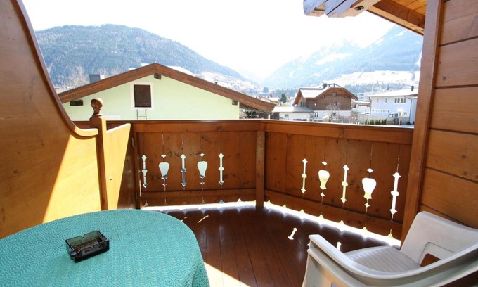 Mittersill Apartment | Cozy Studio Apartment in Mittersill near Ski Bus