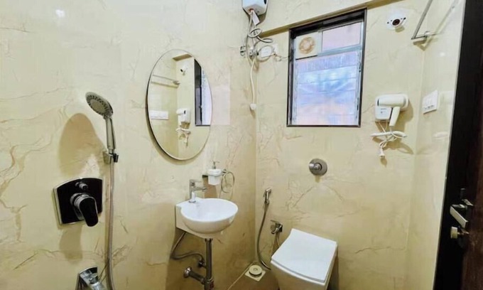 Kandivali East Apartment | Cozy Studio by THE BNB STAY at Malad West