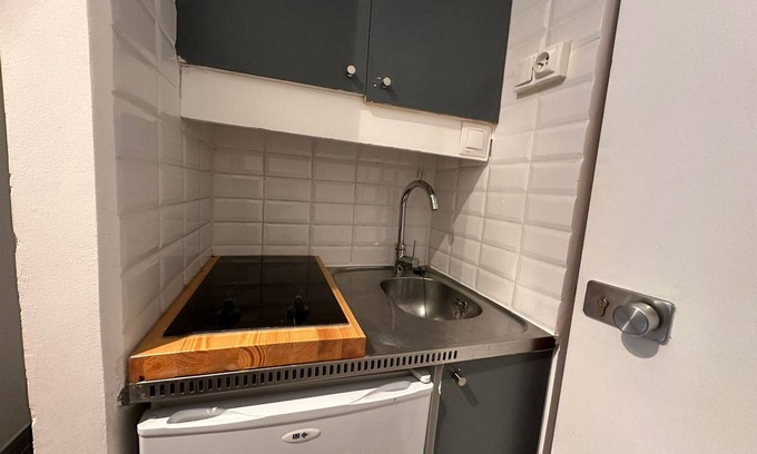 Macot-la-Plagne Apartment | Cozy Studio for 2 · Ski-in/Ski-out · Central Location · Balcony