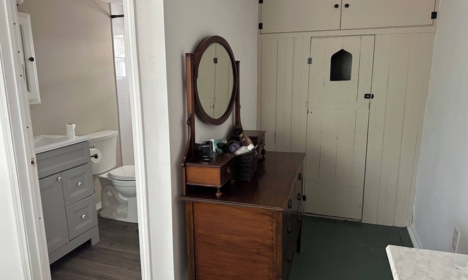 Las Vegas Apartment | Cozy Studio in Charming Las Vegas Compound just a block from the Plaza