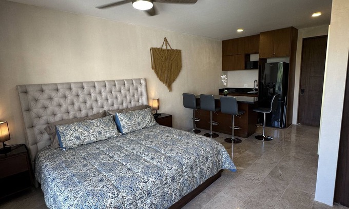 Ejidal Apartment | Cozy Studio in Gorgeous Playa del Carmen with AC, Fitness Room, WiFi