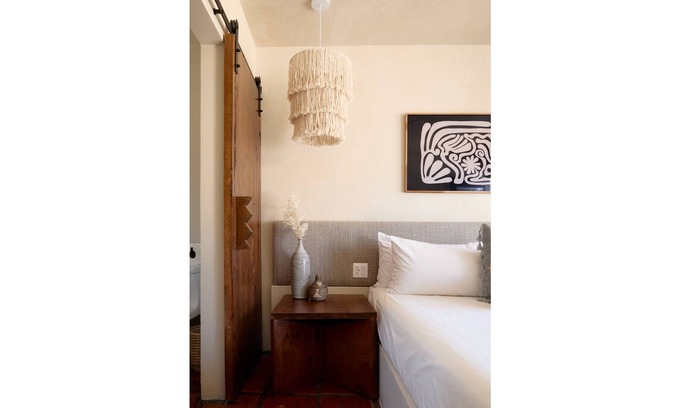 Imperial Beach Hotel | Cozy Studio - Walk to Beach + Free Parking