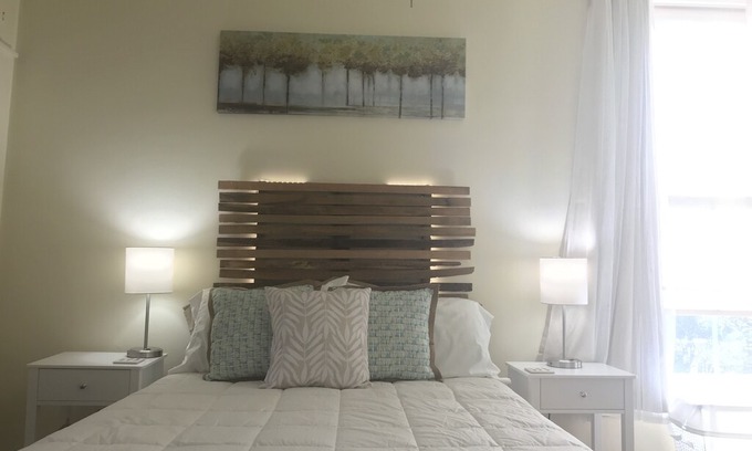 Frostburg House | Cozy townhouse all to yourself!