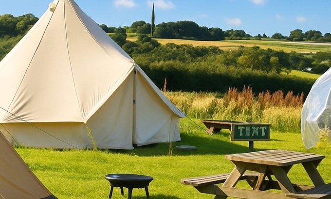 Dwyran Cabin | Cozy Wigwam With Heating & tv
