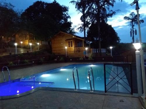 Carambolim Resort | Cozywoods Hill Resort