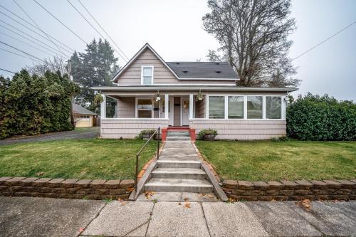 Springfield House | Craftsman Cottage