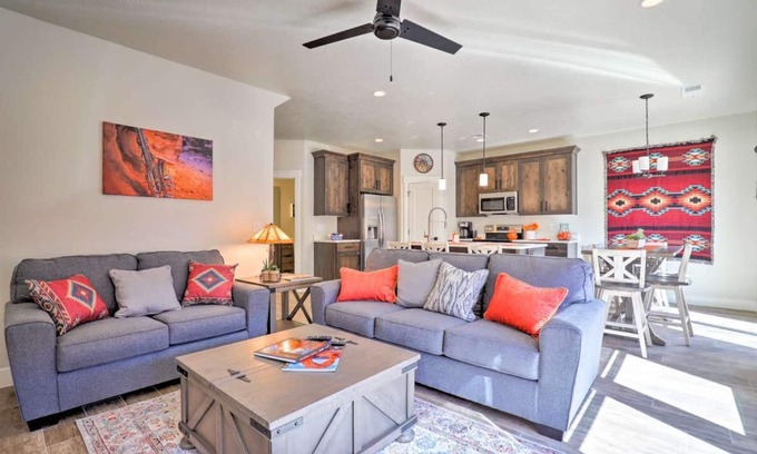 Washington House | Crescendeaux of Comfort- Spa Firepit Pool VS564