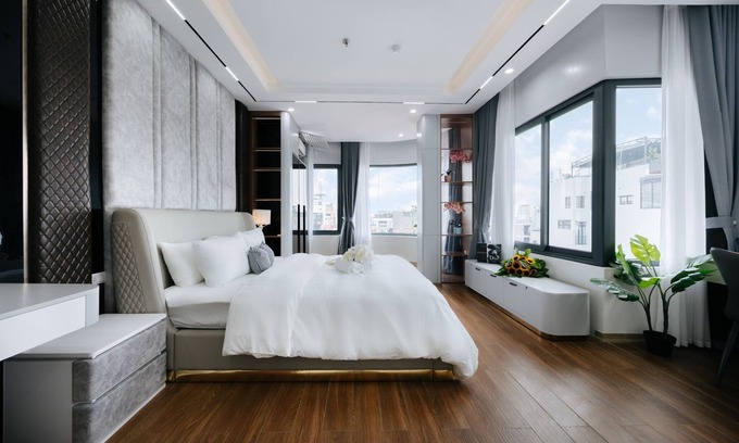 Nhat Tan Apartment | Crescendo Unique Studio
