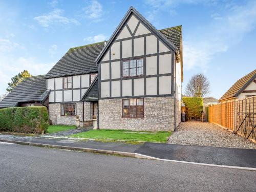 Winforton House | Cromwell House - Uk42450