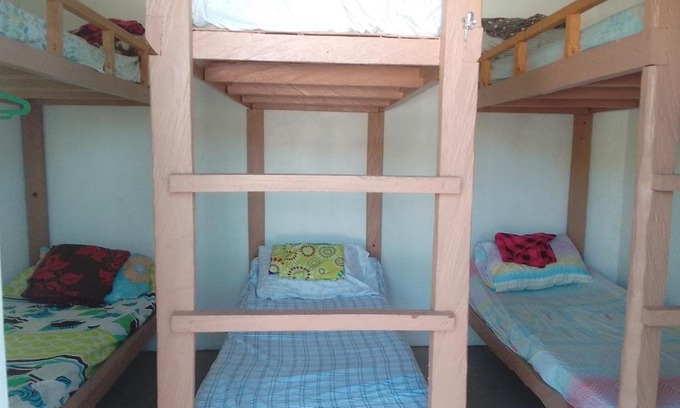 Oslob Bed & Breakfast | Cronin Residence