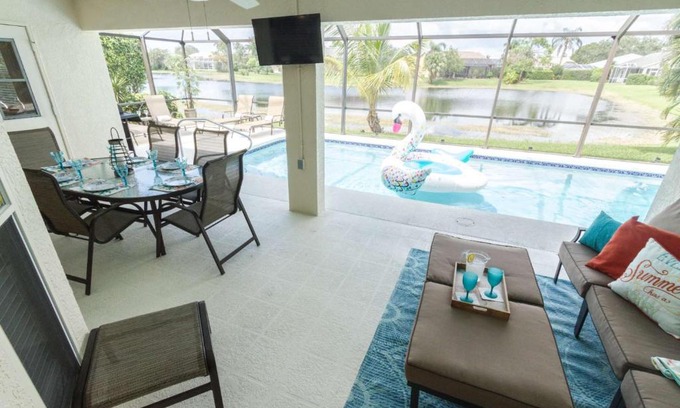 Crown Pointe House | Crown Pointe- Harrogate Ct.
