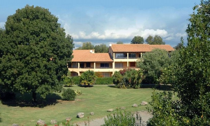 Ghisonaccia Resort | Crystal clear sea water - apartments, AC, two-room 4 people