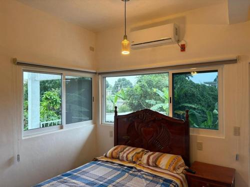 Martinez de La Torre Apartment | Cuartito Modesto del precioso