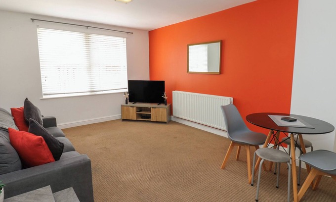 Stainburn Cottage | CURWEN APARTMENT, family friendly in Workington