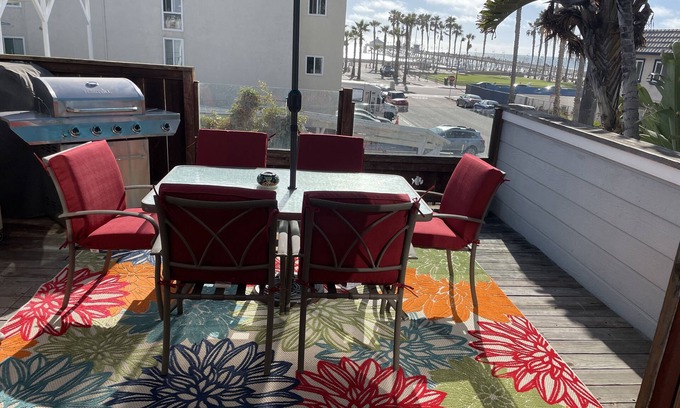 Imperial Beach House | Custom built 6 bedroom home