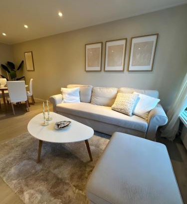 Laksevag Apartment | Cute apartment in high rise
