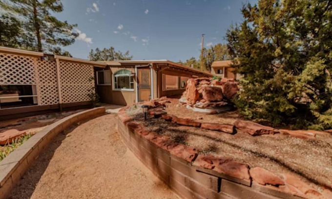West Sedona Cottage | Cute Casita Cottage in Sedona
