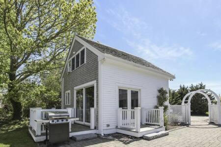 Orleans House | Cute Cottage Living by the Sea