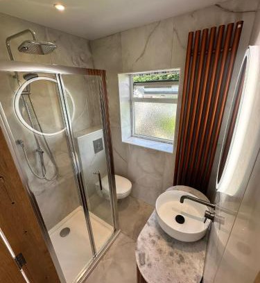 Llandaff North House | Cwtch Mawr