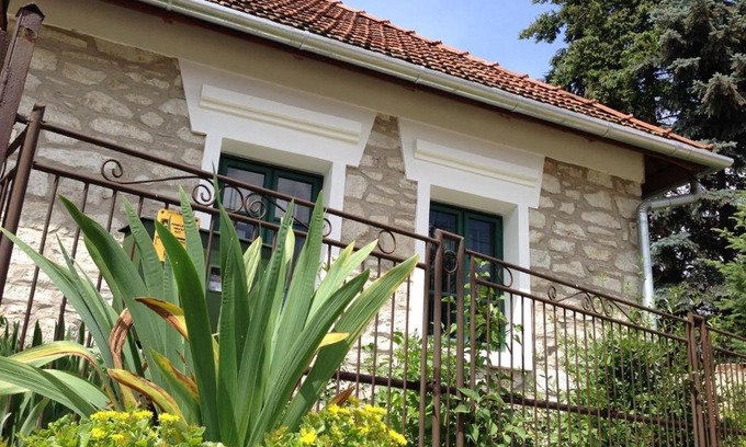 Tolcsva Apartment | Cziróka Vendégház