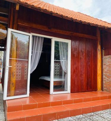 Phong Dien Ski Chalet | Dưa Hấu House