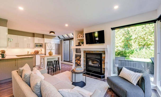 Beaupre Cottage | D-Chalet 208 - Chalet for 9 people near Mont-Sainte-Anne
