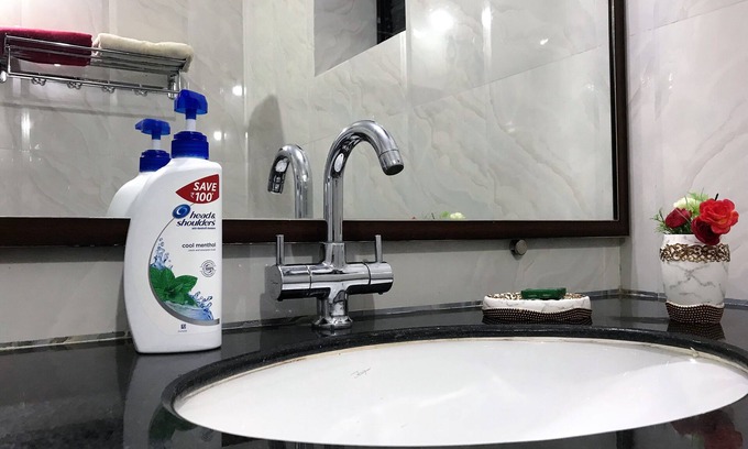 Ella Villa | D'souza Lakeview Villa: A budget stay in Old Goa!