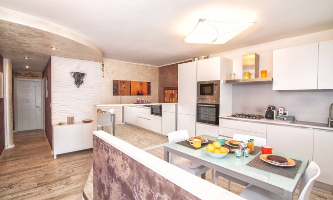 Trento House | Da Chris e Lisa 022205-AT-296296