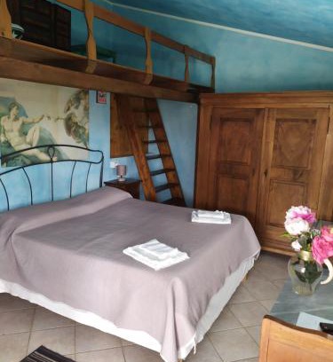 Case Peschiera-Lu Fraili Bed & Breakfast | Da Teresa