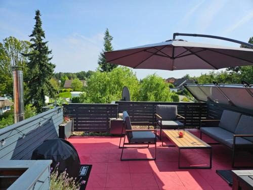 Oerlinghausen Apartment | Dachnest mit Terasse & Sauna