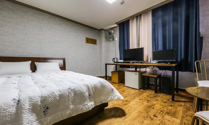 Jung-gu Hotel | Daejeon Yucheon Lucky