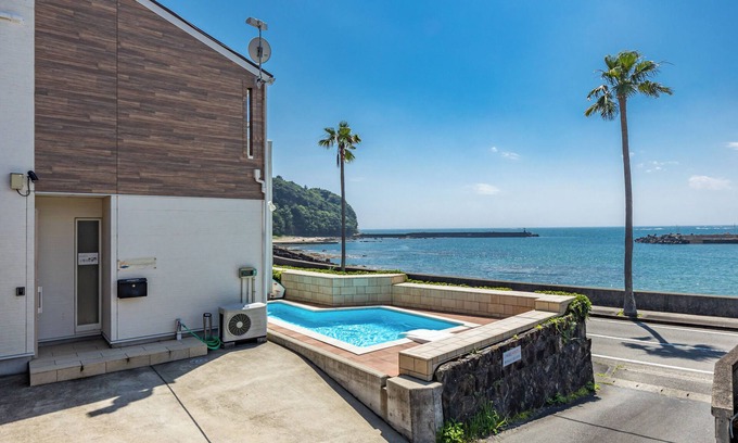Shirahama House | DAIKYO ENGETSUTO VILLA