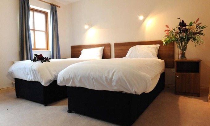 Donore Hotel | Dalys Inn