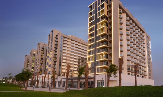 Dubai Hotel | DAMAC Hills 2 Hotel, an Edge by Rotana Hotel