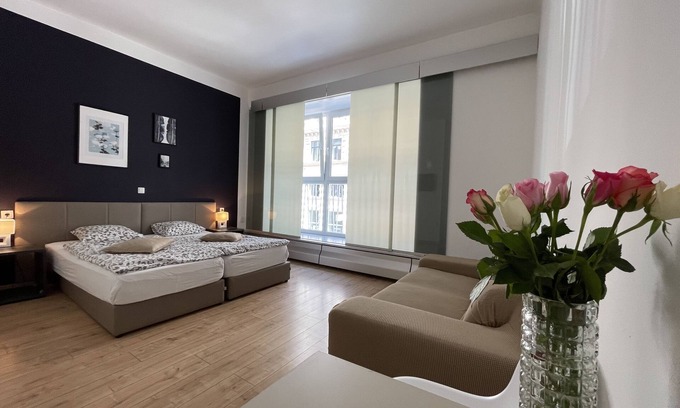 Innere Stadt House | Dan In'n Out