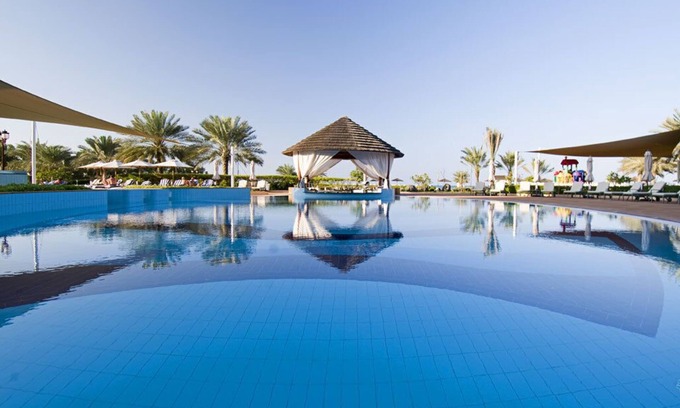 Jebel Dhanna Resort | Danat Jebel Dhanna Resort