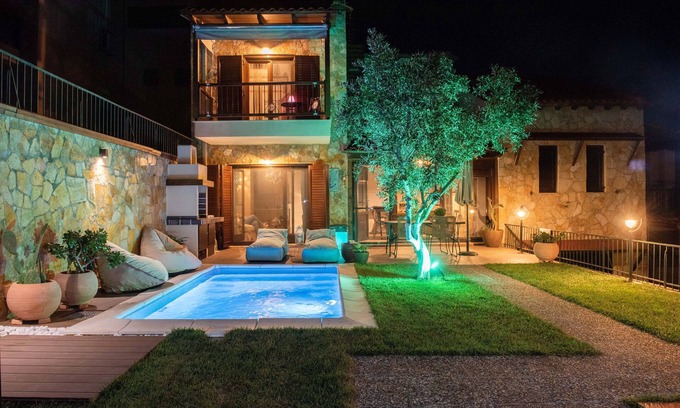 Stratoniki House | Dandy Villas Nea Roda Melodic Waves