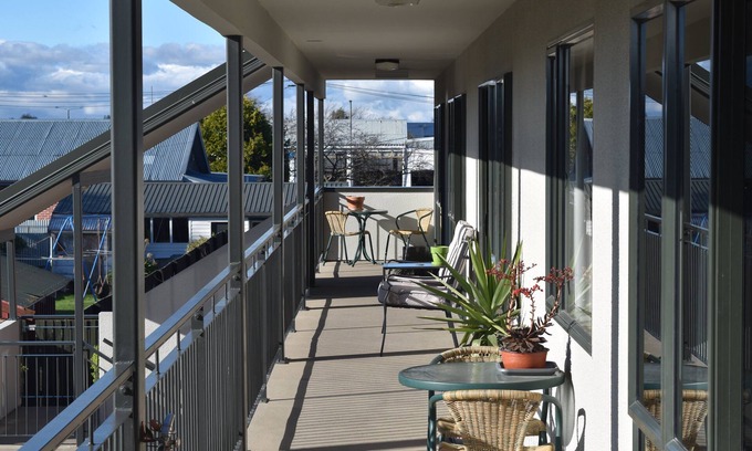 Darfield Hotel | Darfield Motel